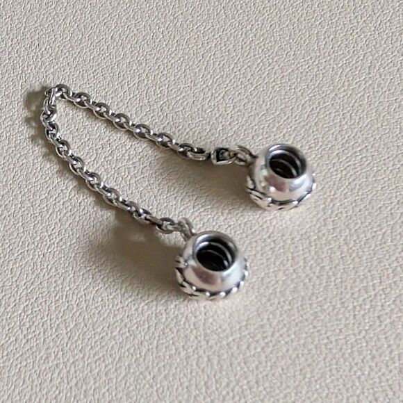 Pandora Sterling Silver Charm - Safety Chain - Family Forever - Picture 3 of 4